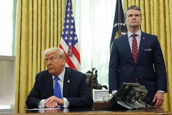 Beyaz Saray’da skandal ifşa! Bakan gazeteciyi ekleyip...